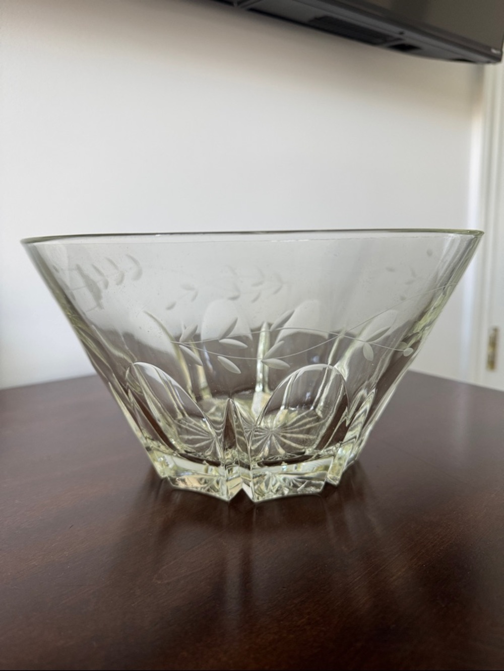 VINTAGE PRINCESS HOUSE HERITAGE LEAD CRYSTAL SALAD SERVING BOWL